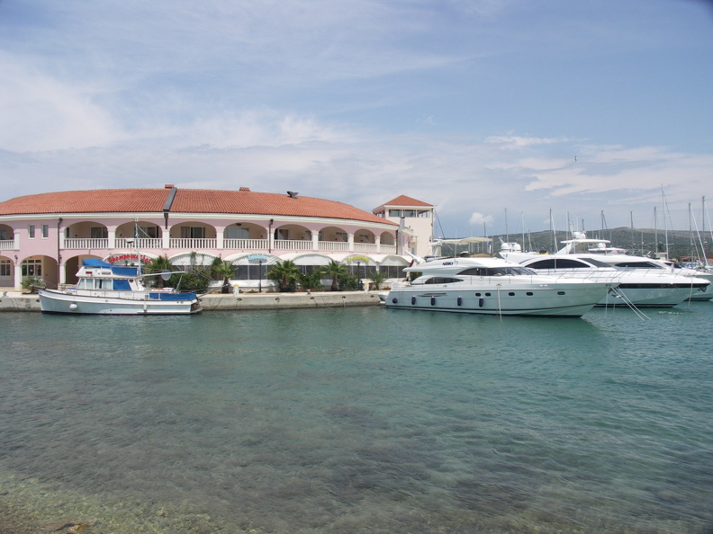 PICT1210_f.JPG