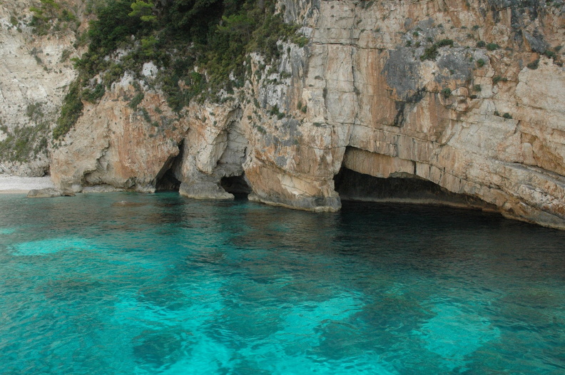 Schiffswrack_von_Navagio_DSC_3095_f.JPG