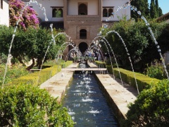 2016-09-16 Alhambra EM10 1473 f