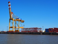 2022-06-16 Bremerhaven Hafenrundfahrt EM10 0013